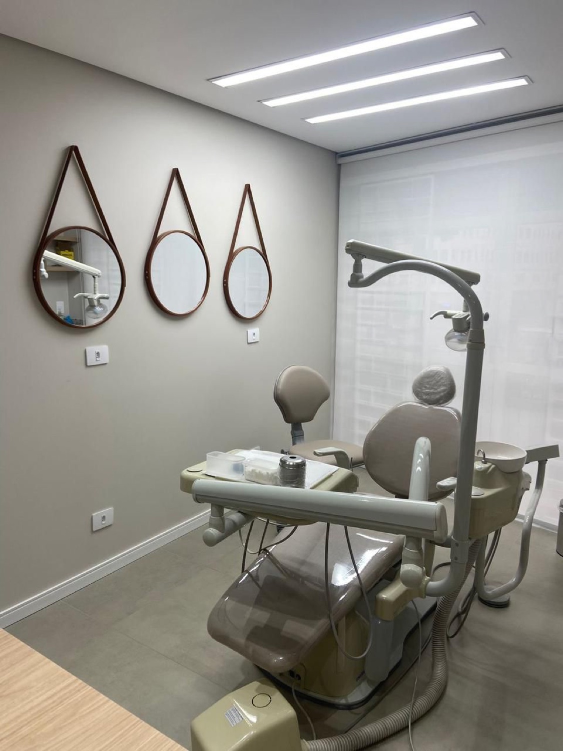 Recepção e sala de espera do consultório